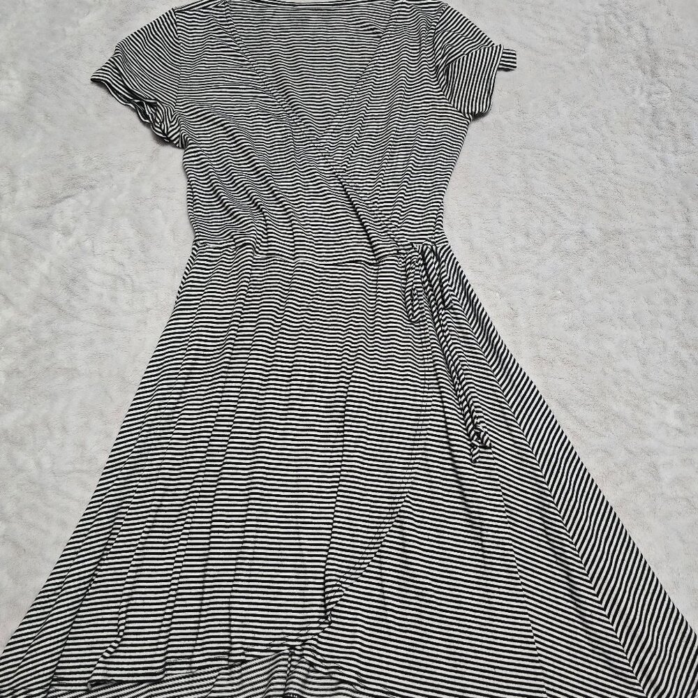 Black & White stripe faux wrap mini knit dress Small